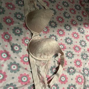 Juicy Couture Lace Bra in light pink
